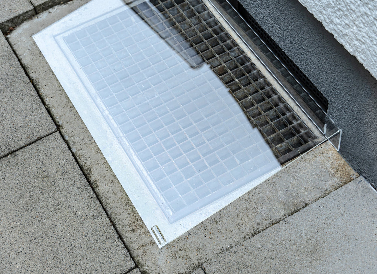 Lichtschachtabdeckung – Schutz mit Durchblick
