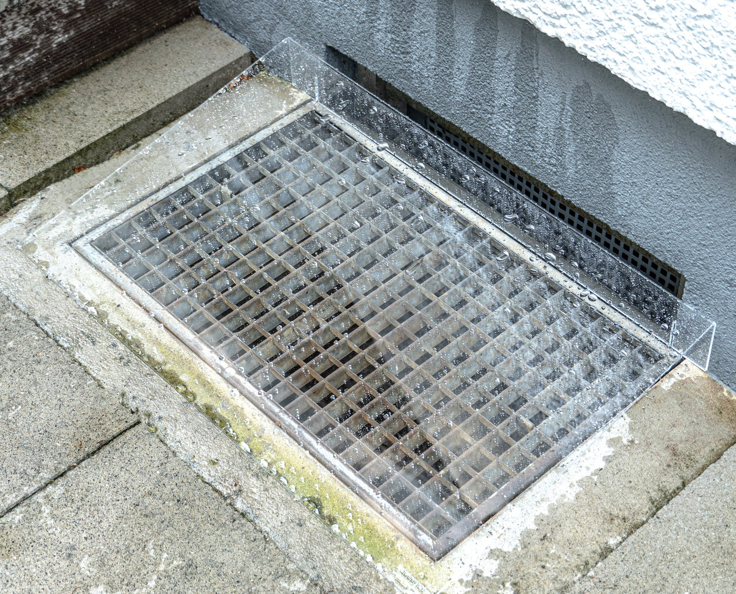 Lichtschachtabdeckung – Schutz mit Durchblick
