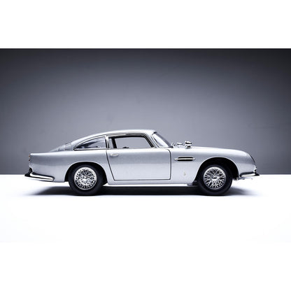 Aluminum picture - Silver vintage car
