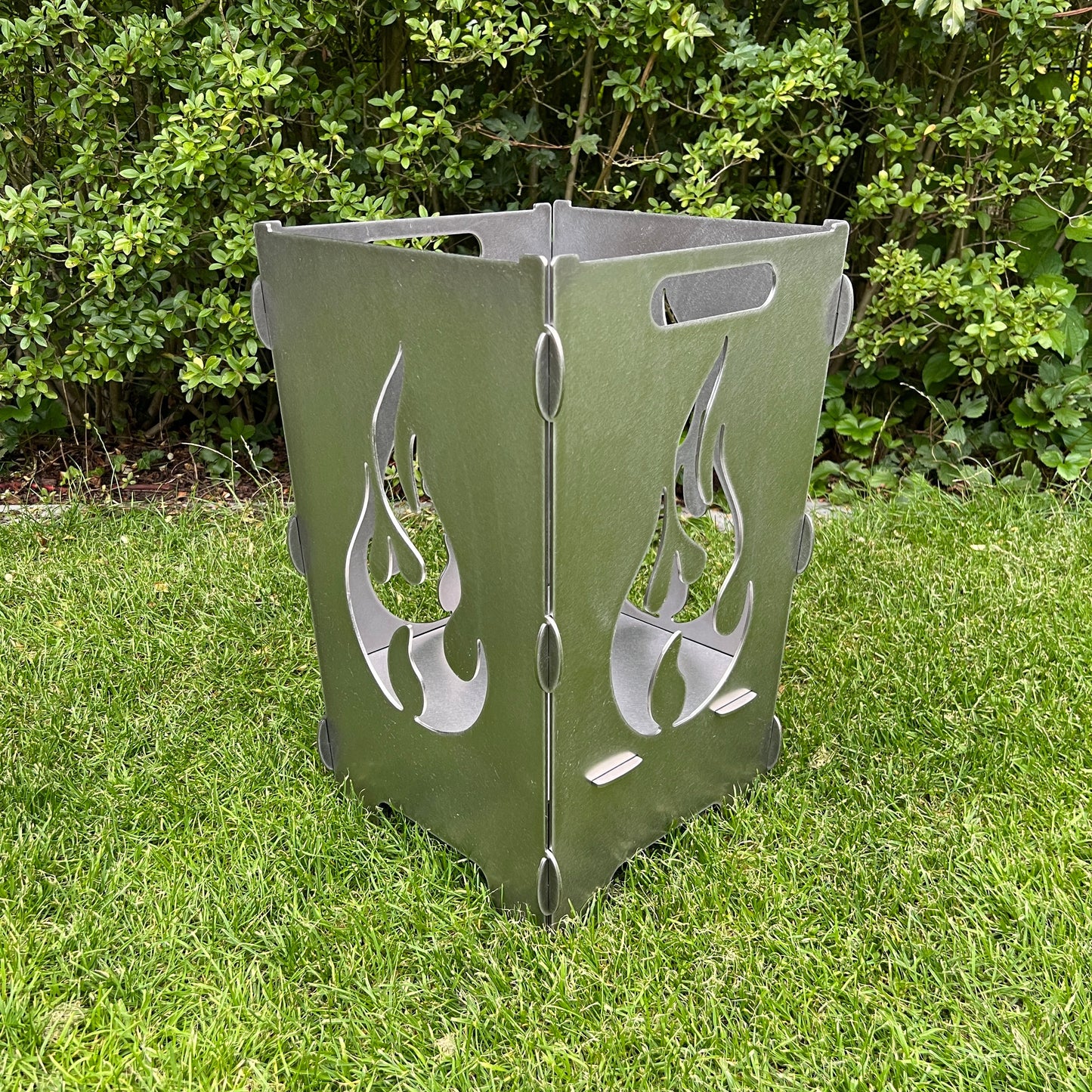 Fire barrel "Flames" 50cm
